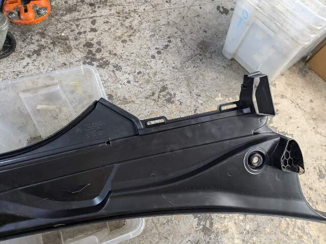 OEM BMW G20 G22 G23 G80 G82 G83 M3 M4 Front Windshield Cowl Trim Cover Panel