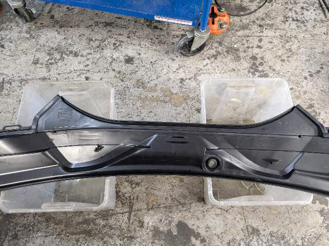 OEM BMW G20 G22 G23 G80 G82 G83 M3 M4 Front Windshield Cowl Trim Cover Panel