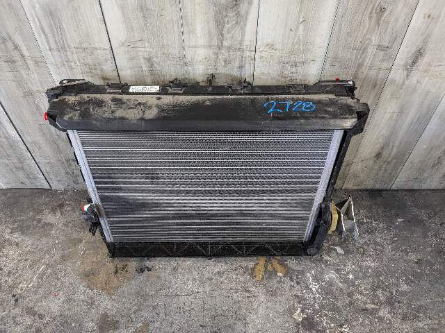 OEM BMW G12 G30 740 530 540 Engine B58 Main Radiators Cooling ASSEMBLY w/ Fan