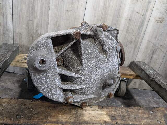 09-11 OEM BMW E90 E91 E92 E93 335d Diesel Rear Differential Axle Carrier 2.81