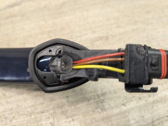 17-22 OEM BMW G30 F90 M5 COMFORT ACCESS Rear Left Door Handle Blue A89