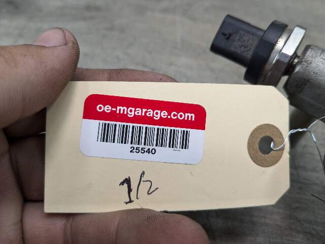 16-20 OEM BMW F22 F30 F32 G30 540 Pressure Fuel Injectors Rail Lines Engine B58