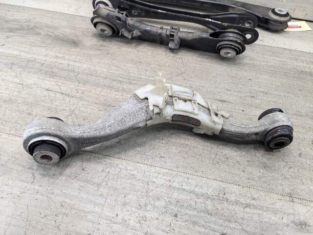 16-19 OEM BMW G11 G12 G30 Rear Left Suspension Control Arm Wishbone SET