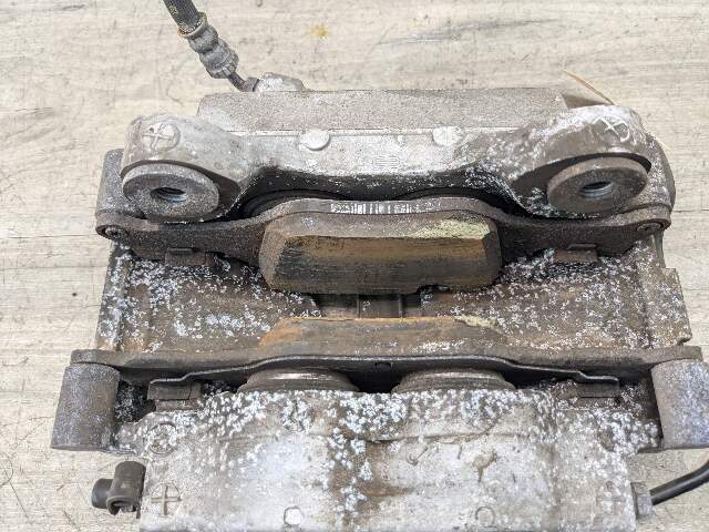 NOTE* OEM BMW G05 G06 40 G20 G22 G26 430 G30 Front Right Passenger Brake Caliper