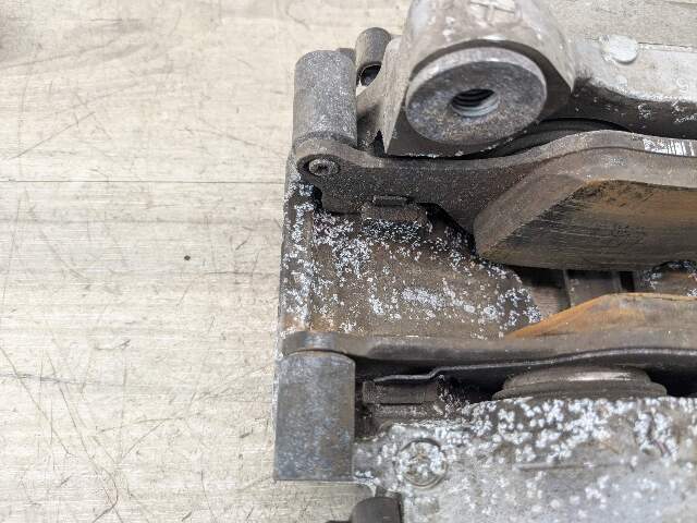NOTE* OEM BMW G05 G06 40 G20 G22 G26 430 G30 Front Right Passenger Brake Caliper