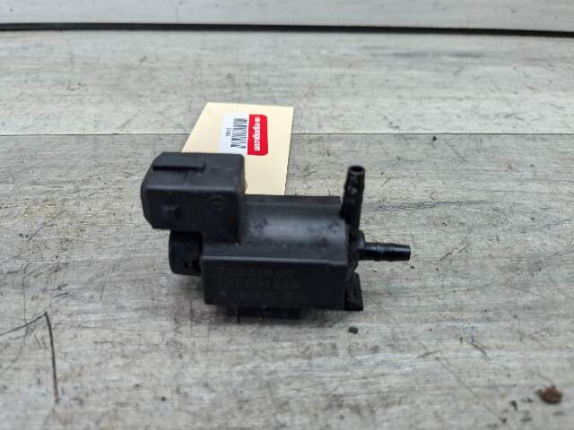 OEM BMW E82 E88 E90 F30 F32 F36 Engine Exhaust Vacuum Valve Solenoid