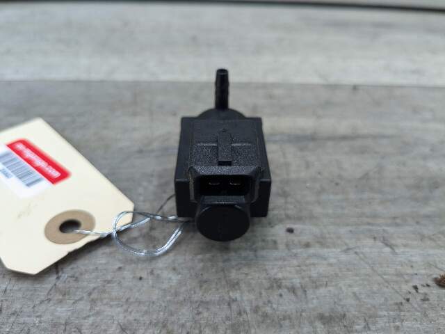 OEM BMW E82 E88 E90 F30 F32 F36 Engine Exhaust Vacuum Valve Solenoid