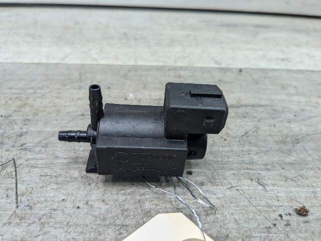 OEM BMW E82 E88 E90 F30 F32 F36 Engine Exhaust Vacuum Valve Solenoid