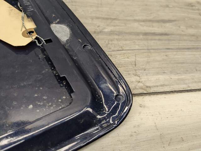 OEM BMW E90 E91 328 335 Rear Fuel Gas Tank Flap Lid Cover Cap Blue A35