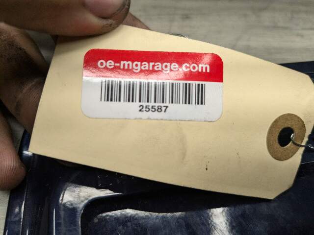 OEM BMW E90 E91 328 335 Rear Fuel Gas Tank Flap Lid Cover Cap Blue A35