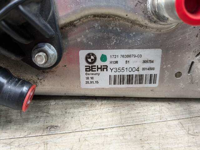 10-17 OEM BMW F10 535 N55 Engine Oil Cooler Heat Exchanger BEHR