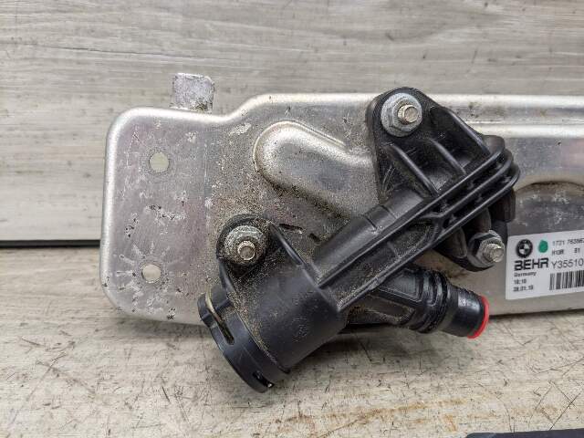 10-17 OEM BMW F10 535 N55 Engine Oil Cooler Heat Exchanger BEHR