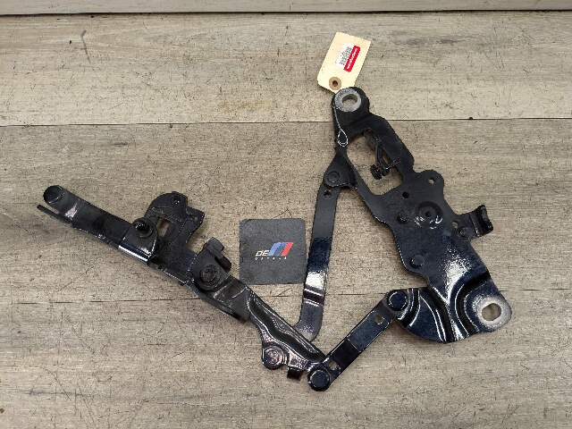 OEM BMW F10 528 535 550 Front Left Side Hood Hinge Support Bracket