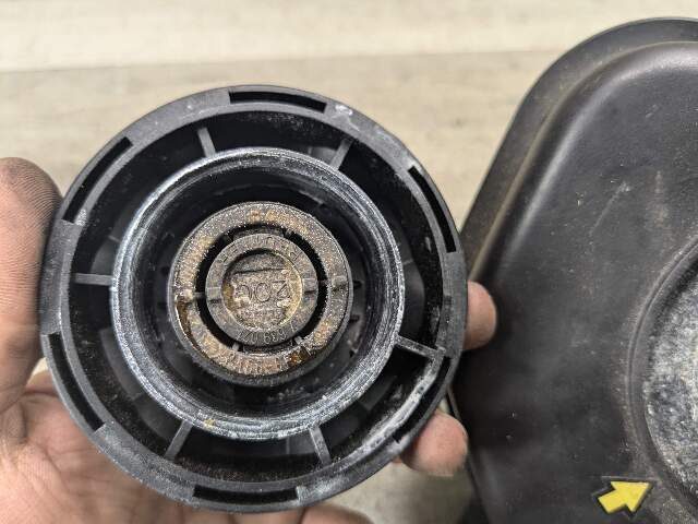 08-18 OEM BMW E70 F15 F85 X5 X6 Sensor Cap Coolant Expansion Tank Reservoir