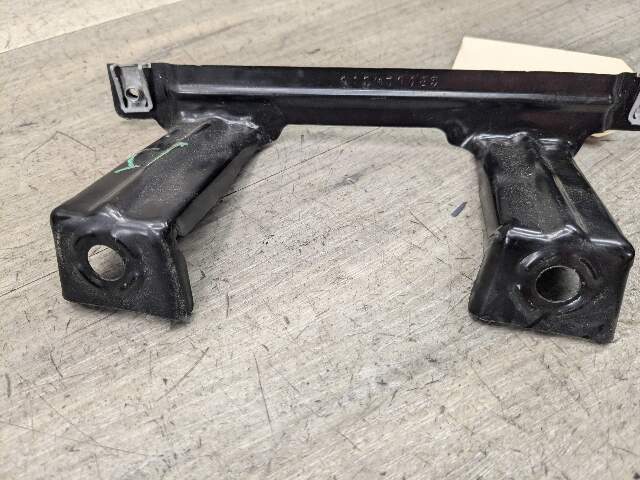 14-18 OEM BMW F15 F85 X5 X6 Front Right Passenger Fender Mount Support Bracket