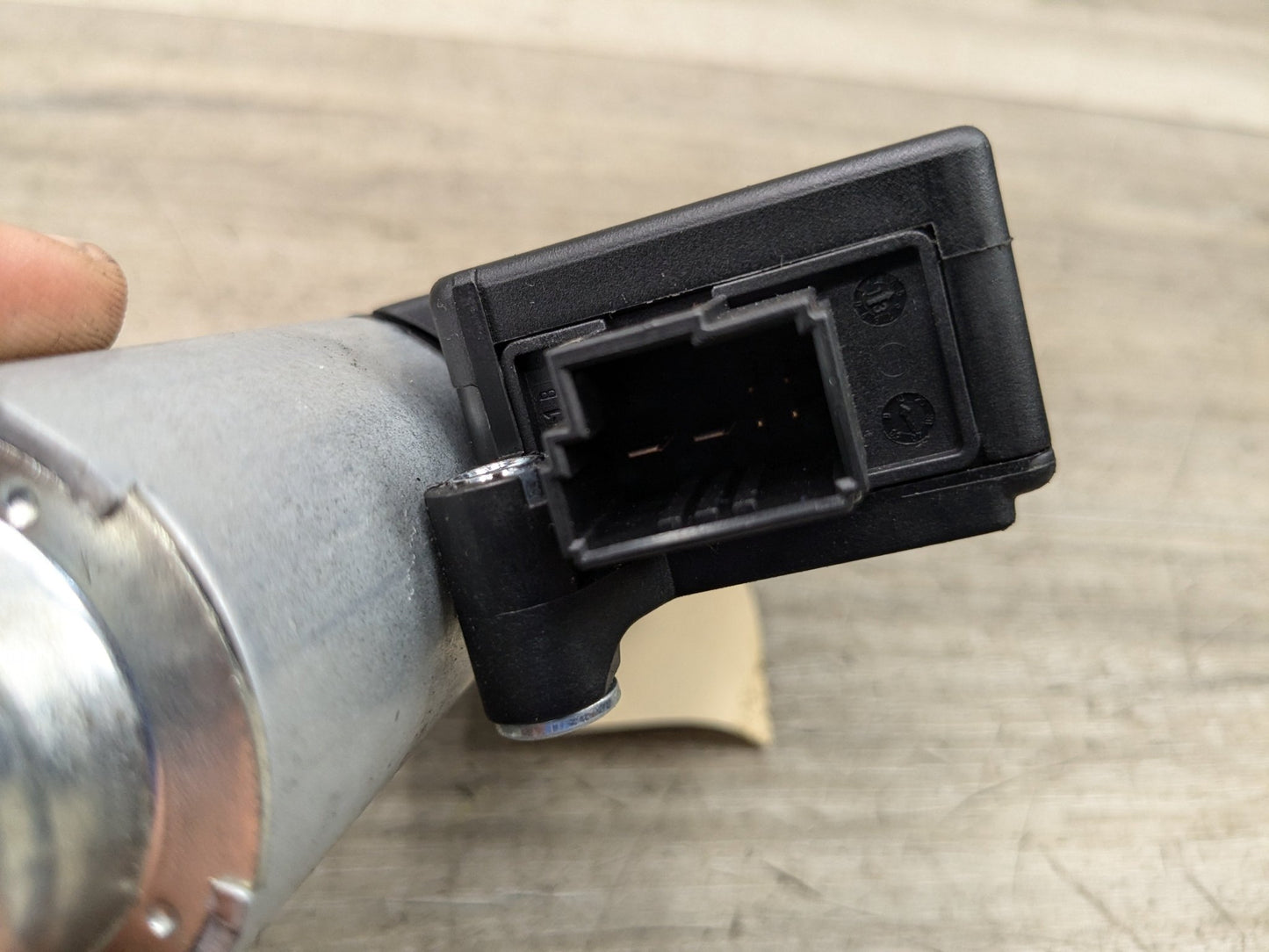OEM BMW F06 F82 F80 F13 F01 F10 M2 M3 M4 M6 Upper Sunroof Moon Roof Motor Unit