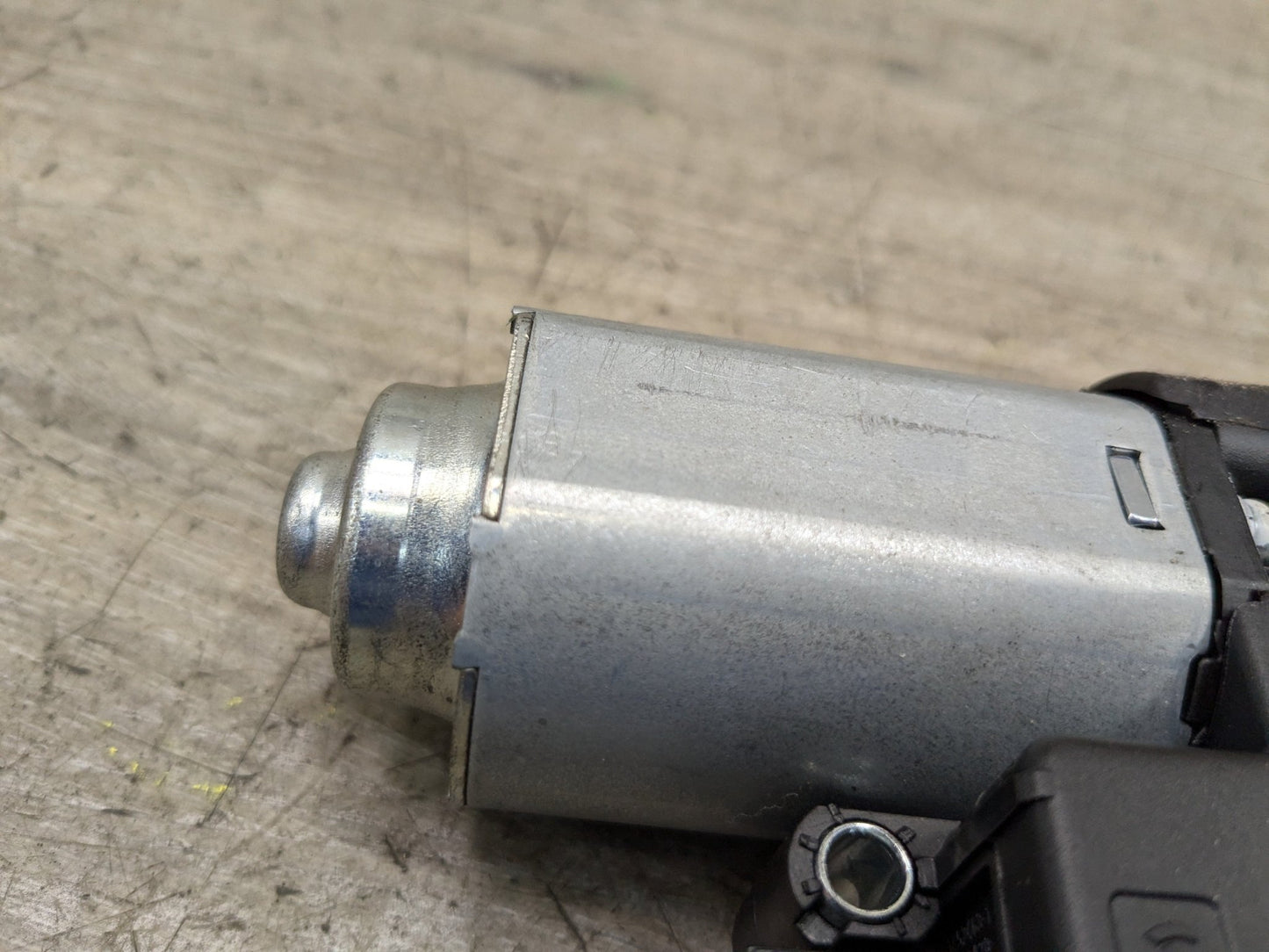 OEM BMW F06 F82 F80 F13 F01 F10 M2 M3 M4 M6 Upper Sunroof Moon Roof Motor Unit