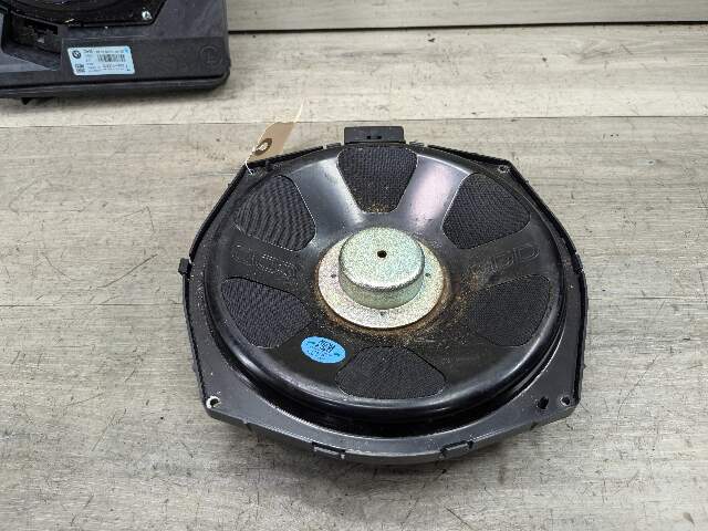 OEM BMW F22 F36 F32 F30 F23 230 335 428 435 Sub Subwoofers HiFi Audio Speaker