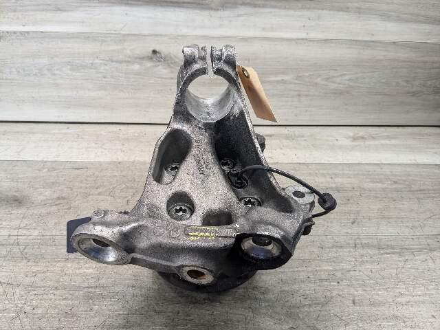 12-18 OEM BMW F30 F31 Sedan RWD Front Right Hub Knuckle Wheel Bearing Carrier