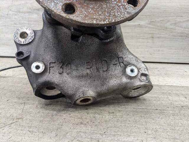 12-18 OEM BMW F30 F31 Sedan RWD Front Right Hub Knuckle Wheel Bearing Carrier