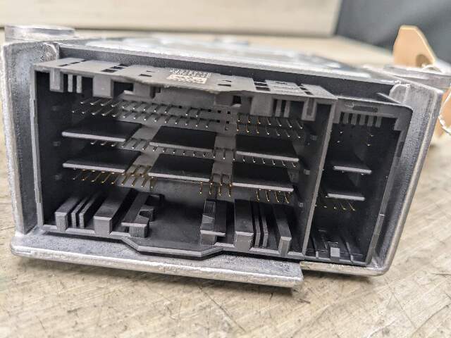 OEM BMW G01 G02 G12 G30 X3 X4 SRS Main Safety Restraint Airbag Control Module