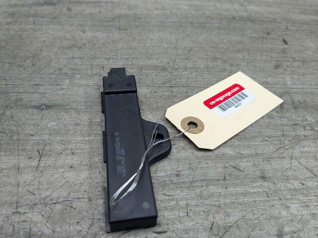 OEM BMW F10 F22 F30 F32 F33 M3 M4 Comfort Access Keyless Entry Antenna Module