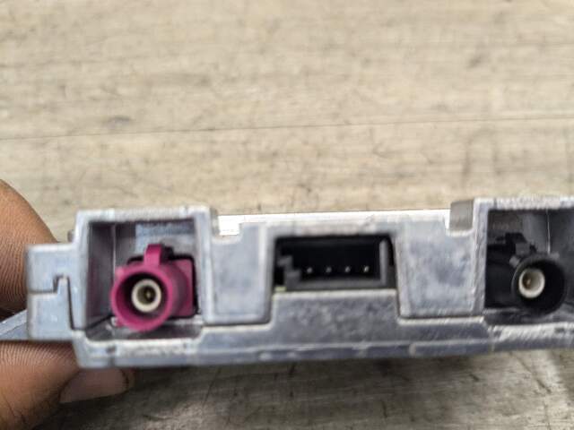 OEM BMW G01 G02 G05 G07 X3 X4 X5 X7 Z4 LTE Compensator GPS Control Module
