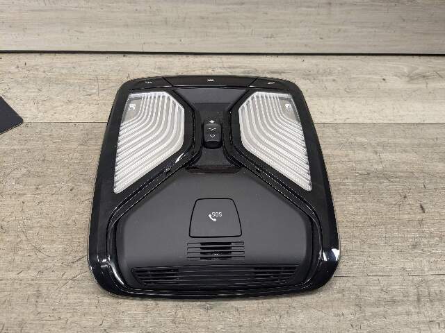 OEM BMW G01 G02 G20 G30 X3 530 540 M550 Front Roof Console Dome Light SOS Switch