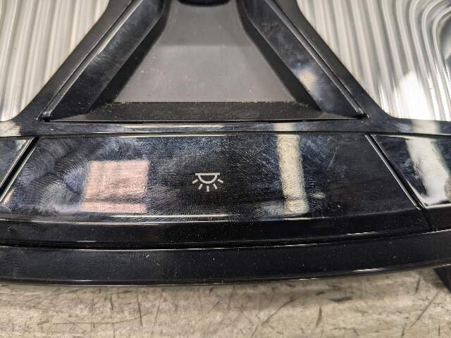OEM BMW G01 G02 G20 G30 X3 530 540 M550 Front Roof Console Dome Light SOS Switch