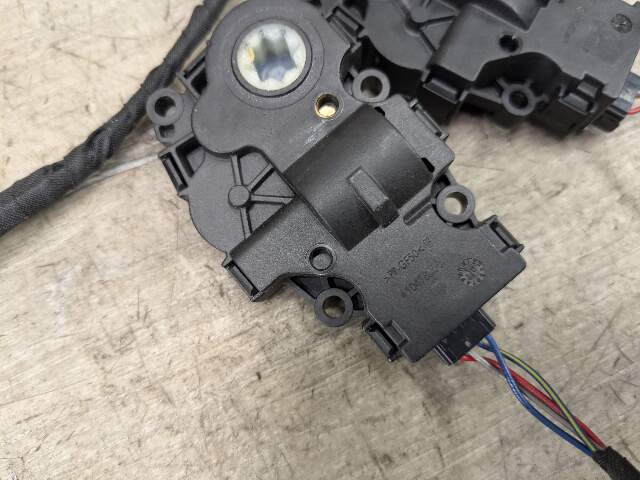 18-23 OEM BMW X3 G01 A/C Heater Flap Door Actuator Wire Wiring Harness Set Of 8
