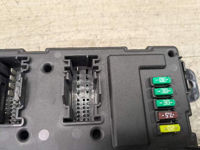 12-18 OEM BMW F82 F30 F32 REM Rear Body Control Unit Electronic Module BCM Box