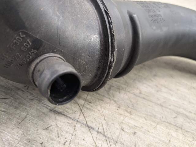 12-18 OEM BMW F30 F32 F33 F36 N20 N26 Turbocharger Air Pressure Pipe Hose Line
