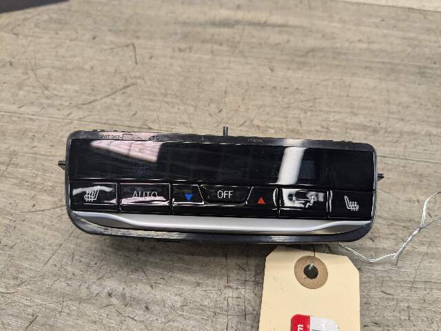 OEM BMW G01 G02 F97 F98 X3 X4 AC Rear Heater Climate Control Switch Panel HEATED