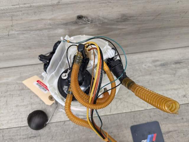 OEM BMW X3M X4M F97 F98 Engine Gas Tank Fuel Pump Sending Unit Assembly