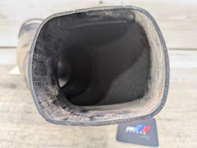 OEM BMW F97 F98 X3M X4M Center Right Passenger Side Air Intake Hose Pipe Duct