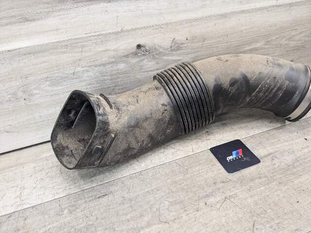 OEM BMW F97 F98 X3M X4M Center Right Passenger Side Air Intake Hose Pipe Duct