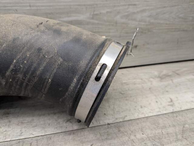 OEM BMW F97 F98 X3M X4M Center Right Passenger Side Air Intake Hose Pipe Duct
