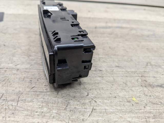 OEM BMW G20 G22 G23 G26 G80 G82 G83 Rear AC Air Climate Control Switch Module