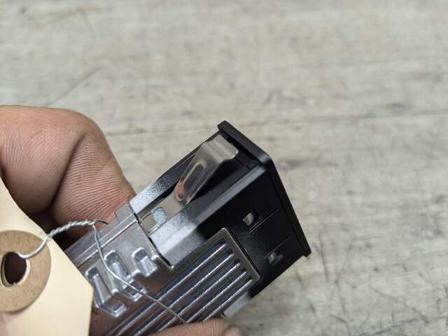 OEM BMW G01 G02 G11 G12 G20 G30 F97 USB Type C Charger Port Socket Connector