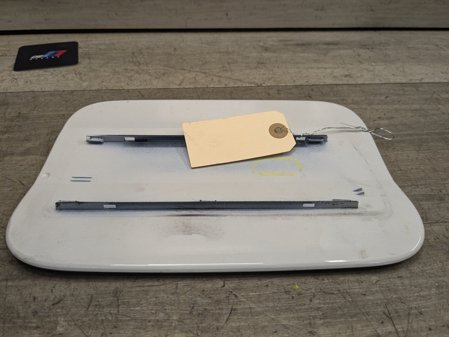 OEM BMW G20 G80 330 M340 M3 Rear Fuel Gas Tank Flap Filler Lid Cover Cap White