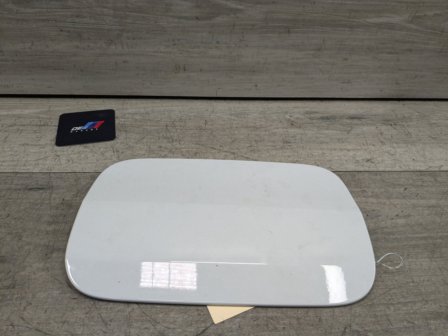 OEM BMW G20 G80 330 M340 M3 Rear Fuel Gas Tank Flap Filler Lid Cover Cap White