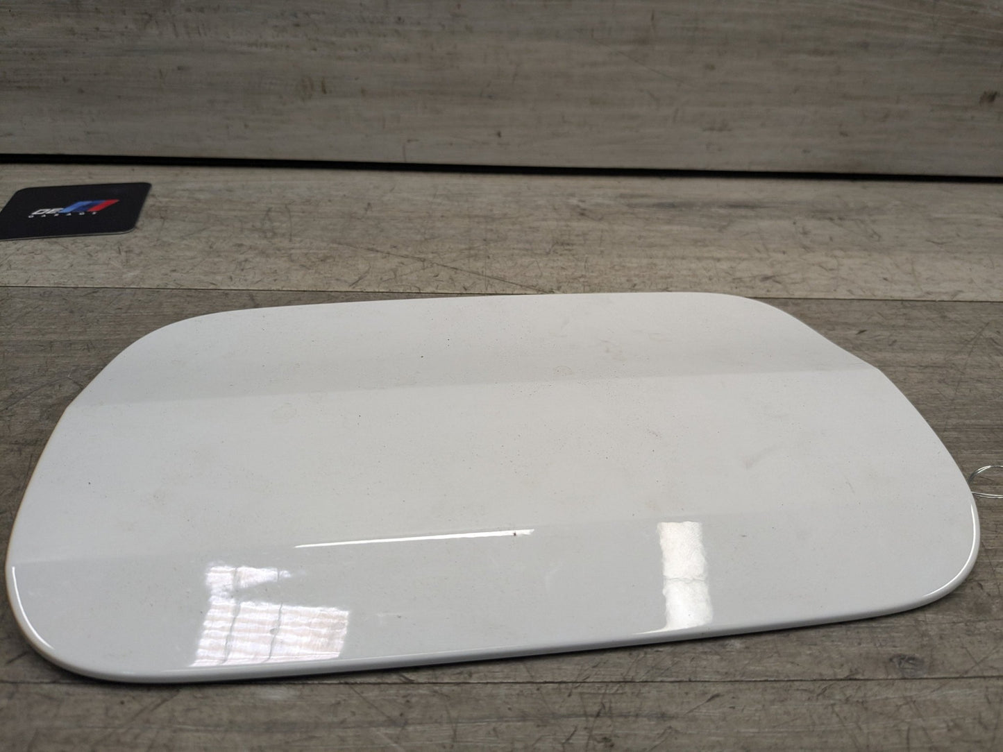OEM BMW G20 G80 330 M340 M3 Rear Fuel Gas Tank Flap Filler Lid Cover Cap White