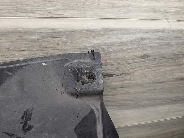 OEM BMW G20 G22 G23 M340 M440 Rear Right Underbody Tank Splash Guard Cover