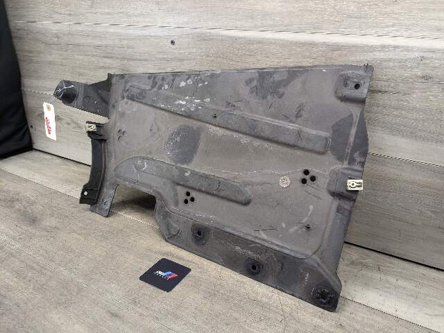 OEM BMW G20 G22 G23 M340 M440 Rear Right Underbody Tank Splash Guard Cover