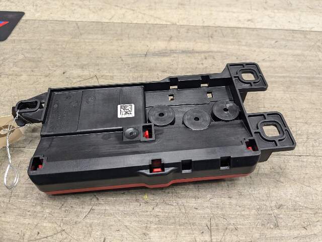 OEM BMW G20 G26 G80 330 M340 Positive Battery Junction Terminal Control Fuse Box