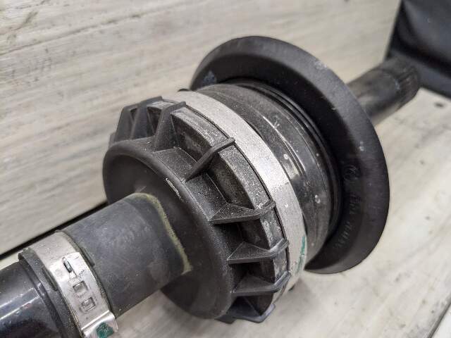 20-24 OEM BMW G20 G22 G23 G26 Rear Right Passenger Side Output Half Shaft Axle