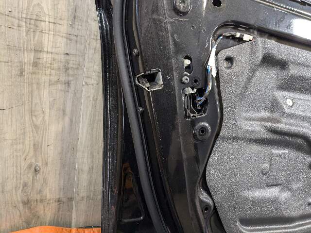 11-17 OEM BMW F25 X3 Front Left Driver Side Door Shell Panel Black*