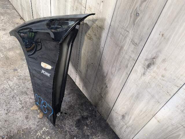 06-11 OEM BMW E90 328 335 Sedan Left Driver Side Fender Panel Black 2