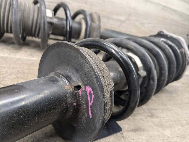 18-24 OEM BMW G01 X3 30i 30iX REAR Left Right Side Strut Shock Absorber Spring