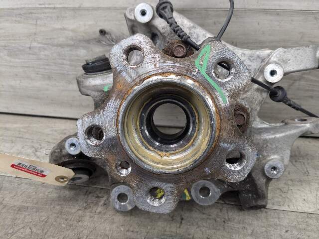 18-21 OEM BMW G01 X3 REAR Right Passenger Side Hub Spindle Knuckle Bearing